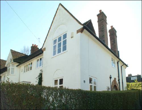 28 Wordsworth Walk